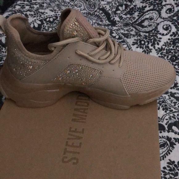 Steve Madden Ganzo-R Blush Size 9 in box - Picture 6 of 9